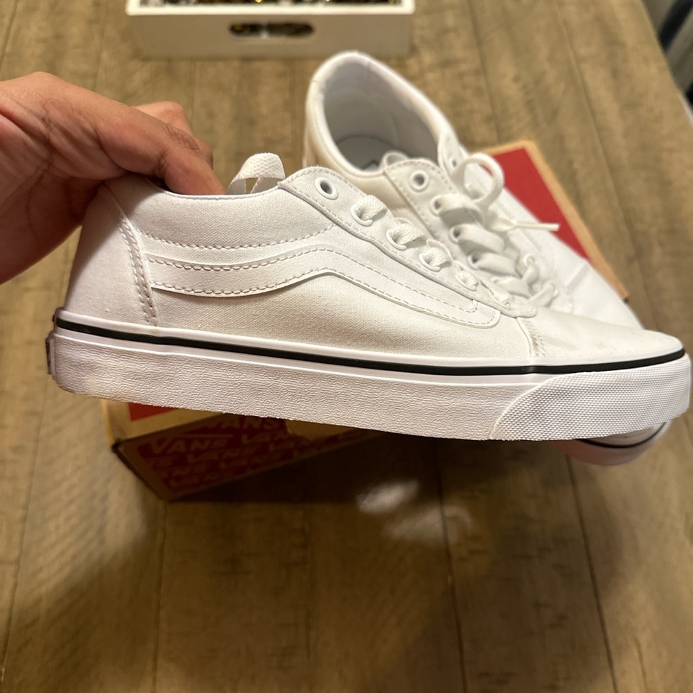 Vans old skool white canvas shoe